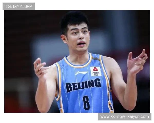 方硕：目前体能储备还不错，大家竞技和身体状态都还可以，方硕违体